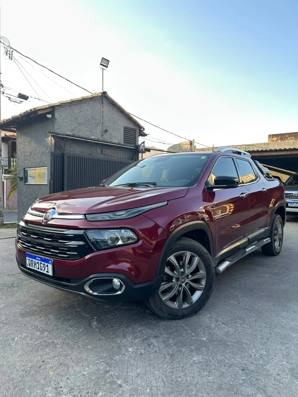Fiat Toro  vinho