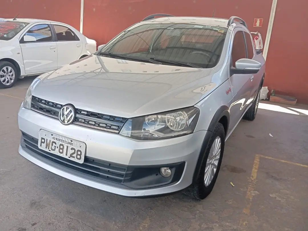 Volkswagen Saveiro 2016 prata